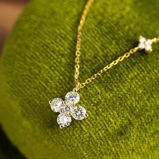 Fashion Temperament Clover Clavicle Chain Female