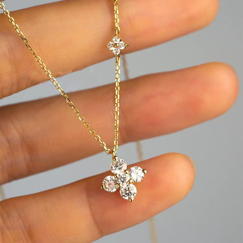 Fashion Temperament Clover Clavicle Chain Female