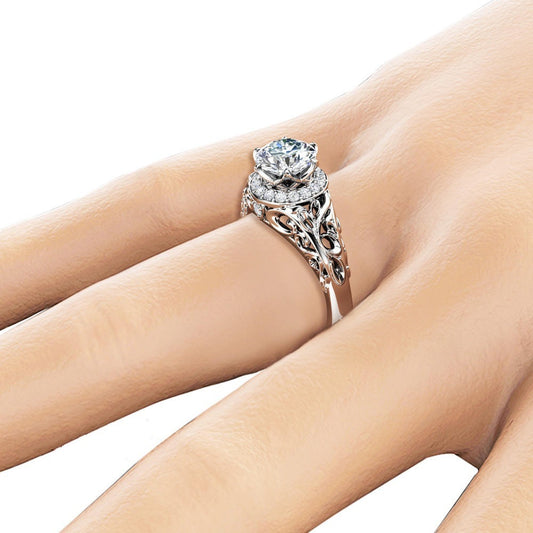 New Hollow Pattern Diamond-studded Ring